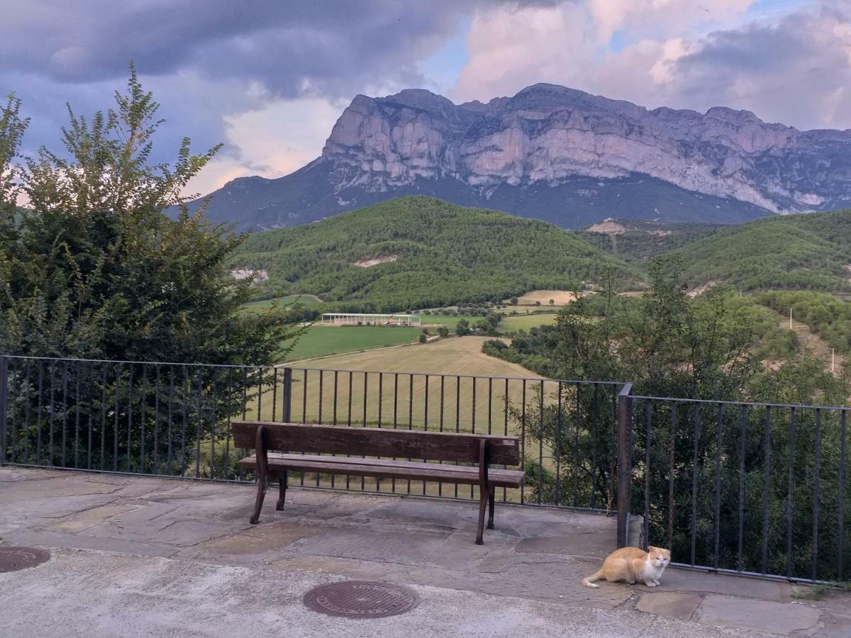 Casa Encuentra, En El Pirineo Al Lado De Ainsa El Pueyo de Araguás Exterior foto
